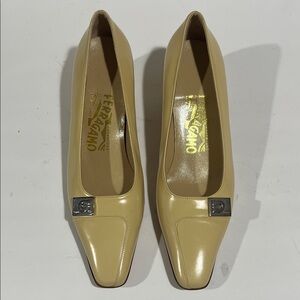 Salvatore Ferragamo Cream Leather Square-Toe Pumps with Metal Logo